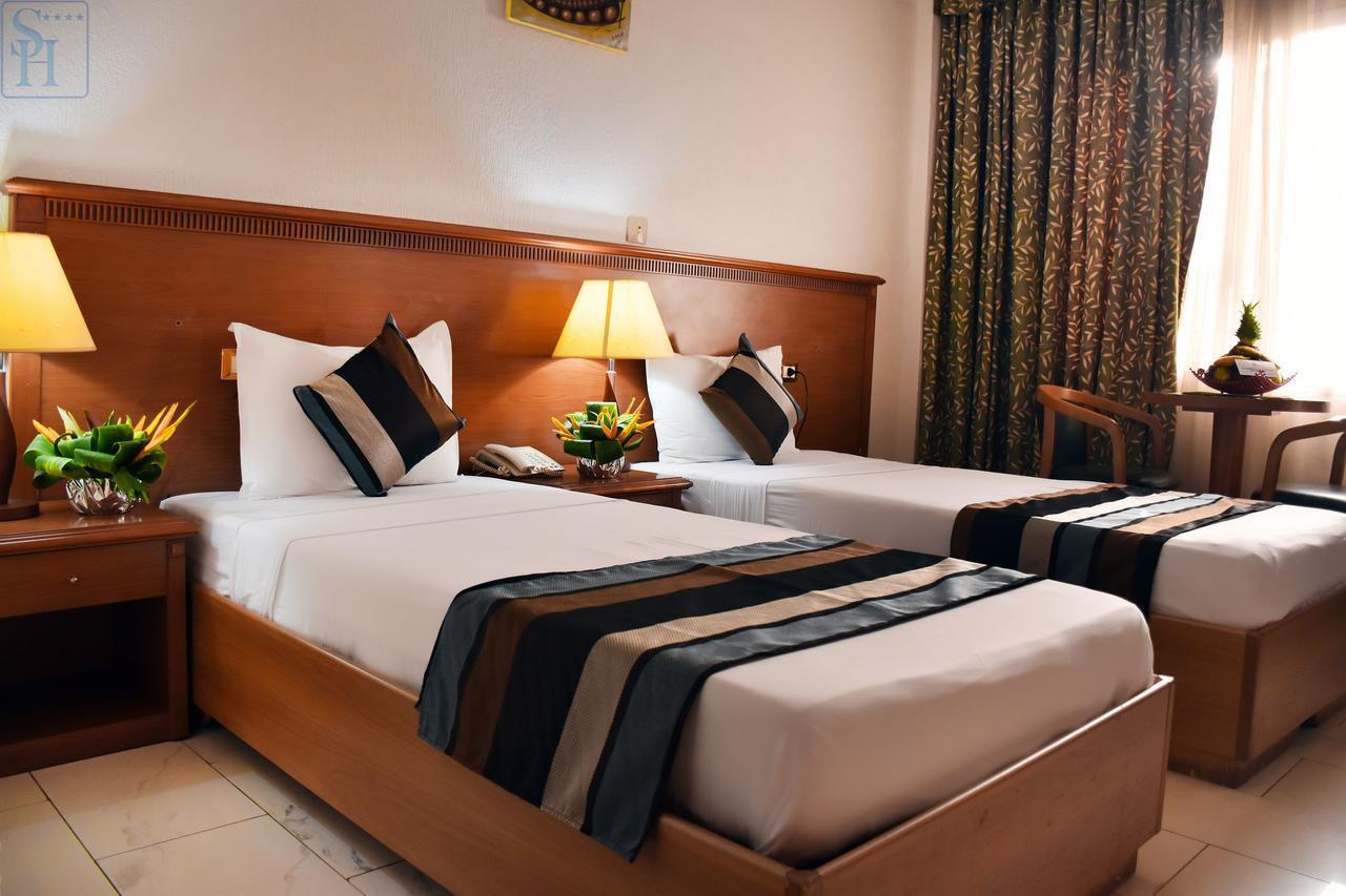Hotel Splendid אואגדוגו מראה חיצוני תמונה